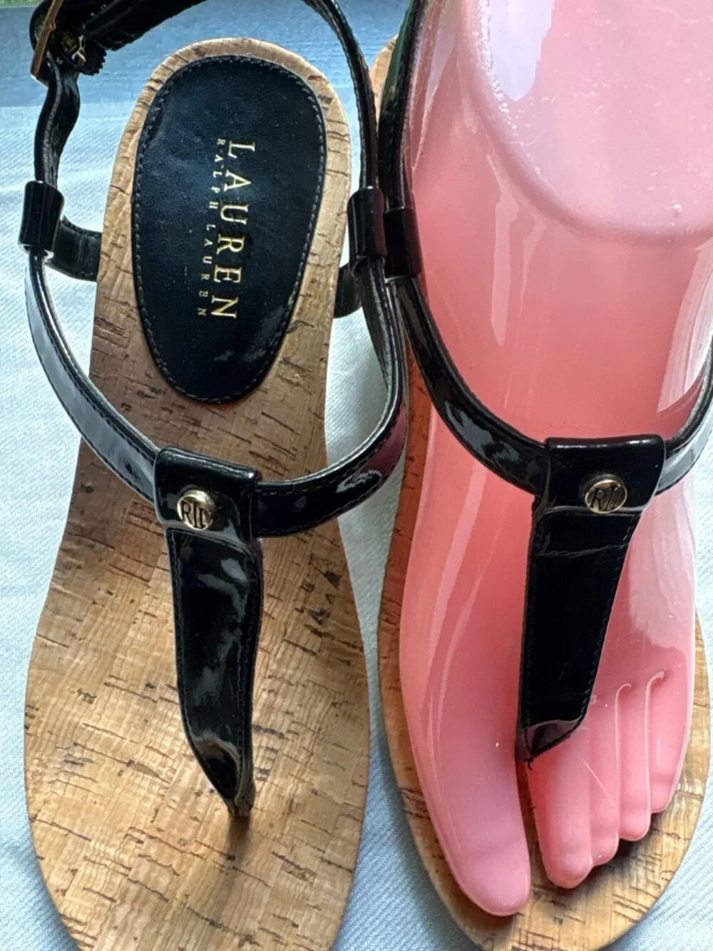 Lauren Ralph Lauren Black Patent Cork Thong Sandals Quiet Luxury - Size 7.5